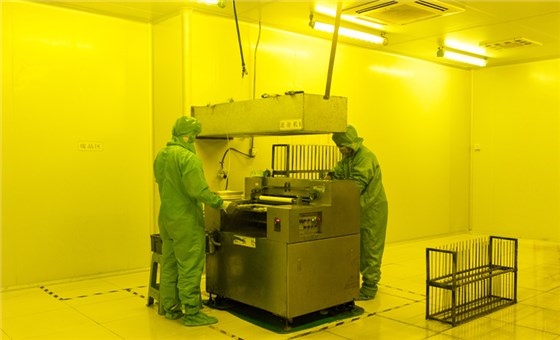 鑫海森曝光顯影作業(yè) 曝光顯影